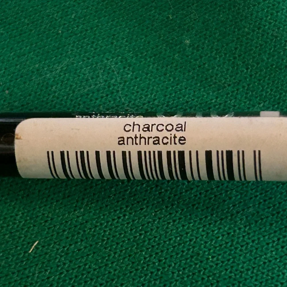 Avon Ultra Luxury Eyeliner. Charcoal